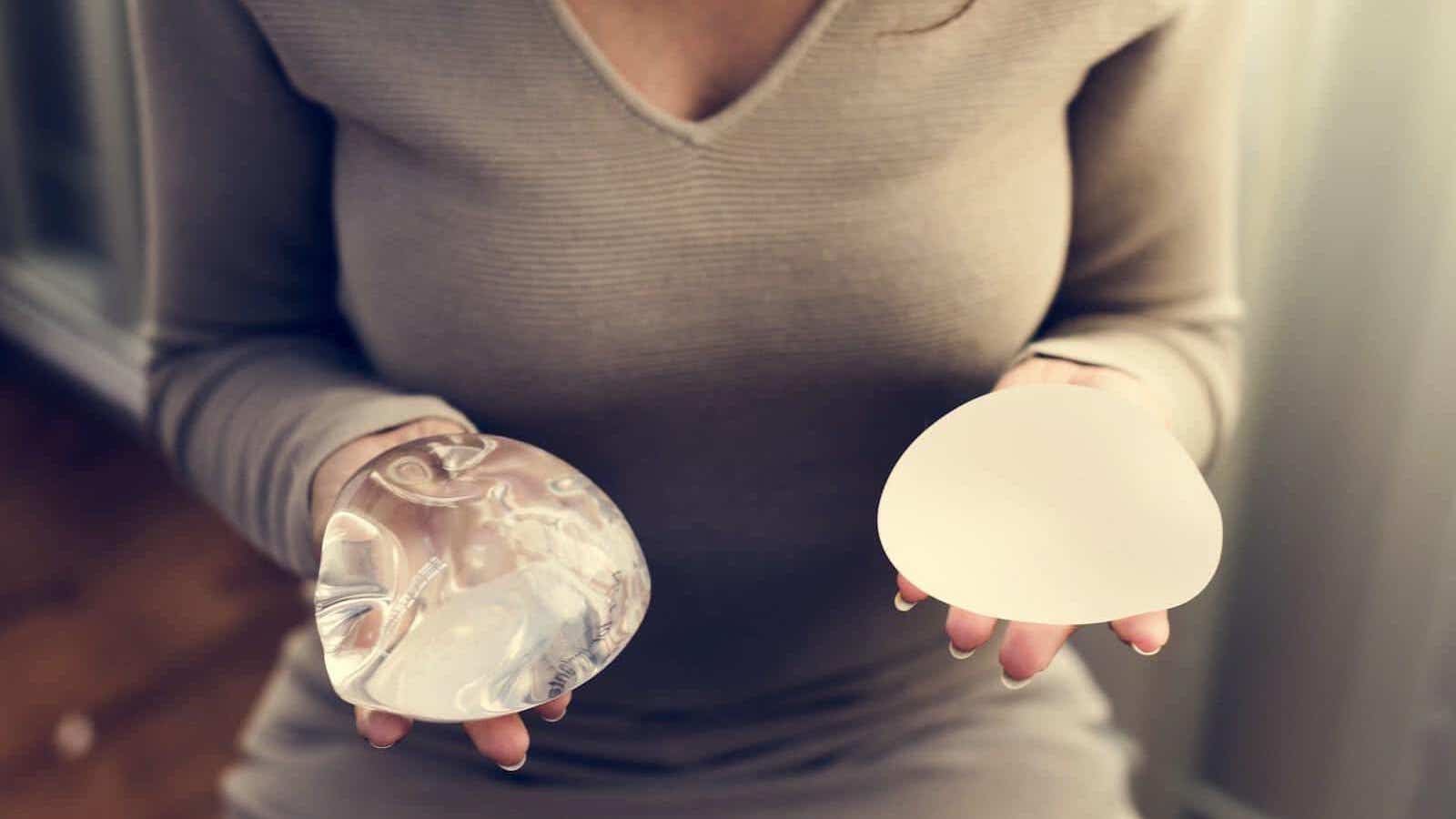 Emlőplasztika implantátumok
